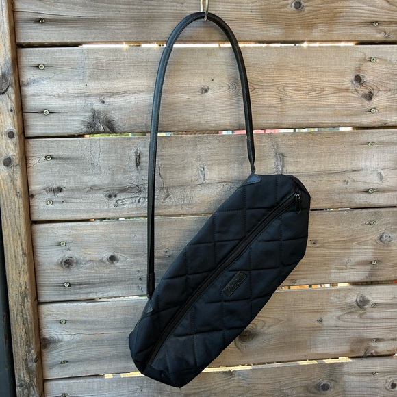 Mini bag by portuguese designer Ana Salazar - Picture 2 of 7